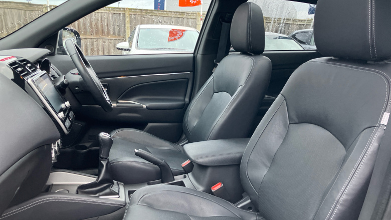 Mitsubishi ASX 2.0 Exceed 5dr Petrol Estate